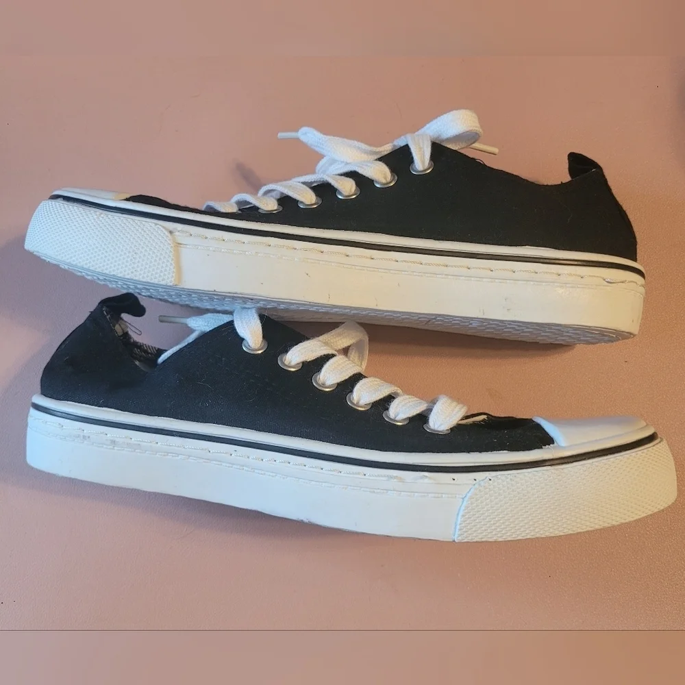 Maurices Women's Black and White Lace-Up Tennis Shoes